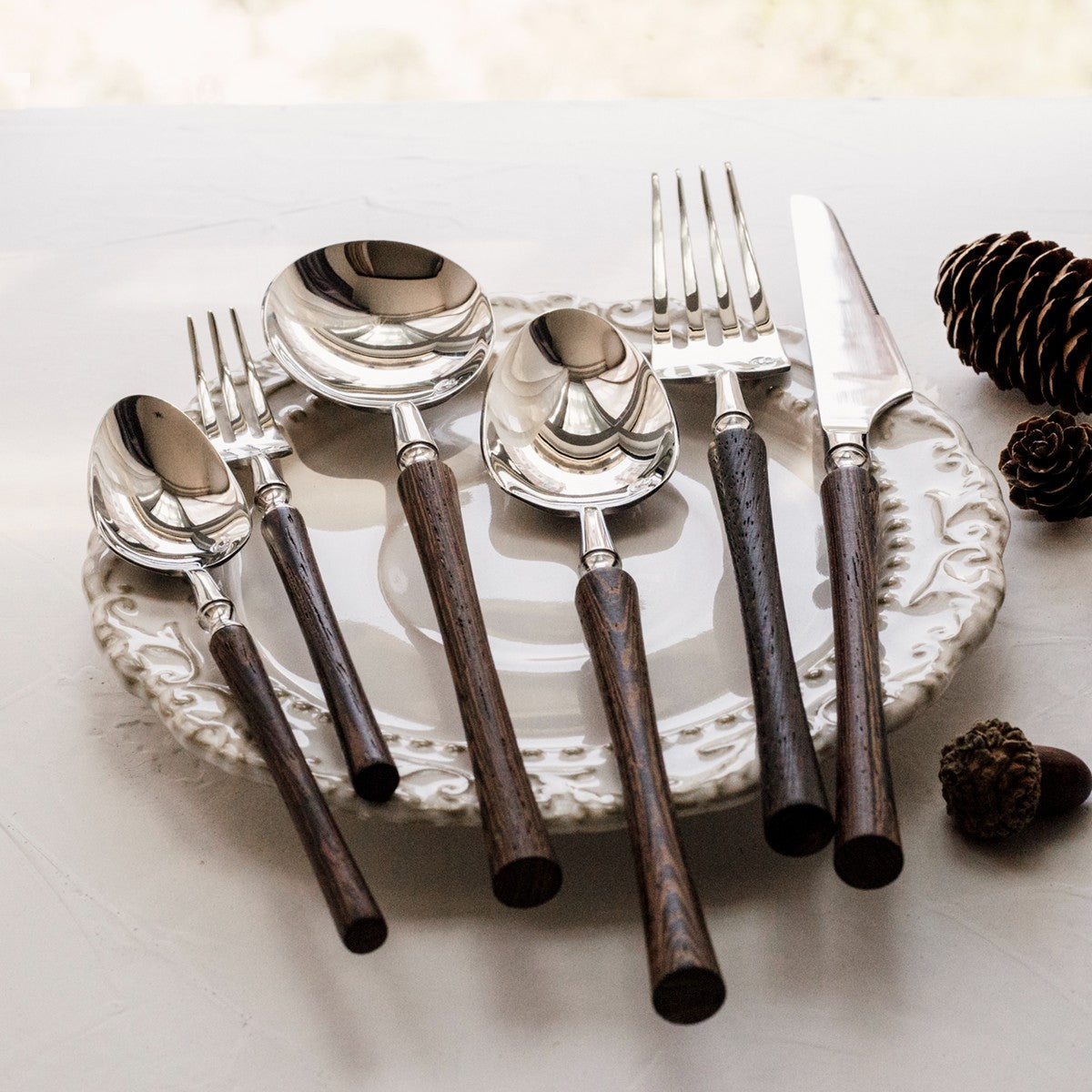 Vintage Walnut Wood Handle Flatware Set - 18/8 Stainless Steel Rustic Cutlery Service for 5 - Onestopv